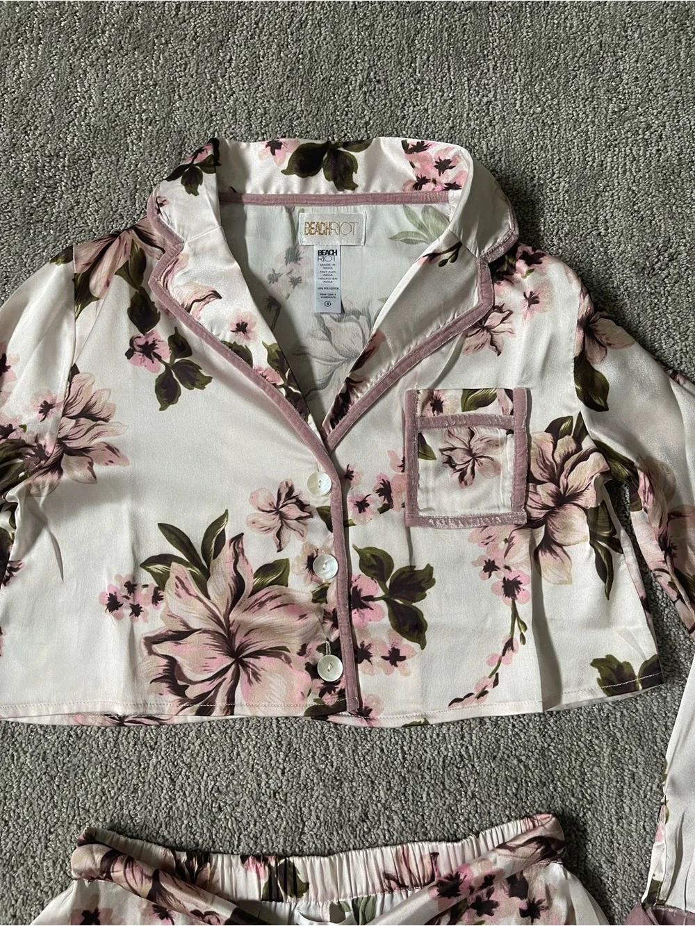 Beach Riot Luna Floral Satin Pajama Set with Tie Accents - Picture 3 of 4